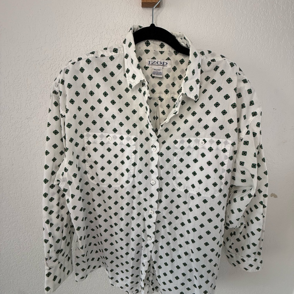 Vintage women’s izod White Shirt with Green Geometric Design